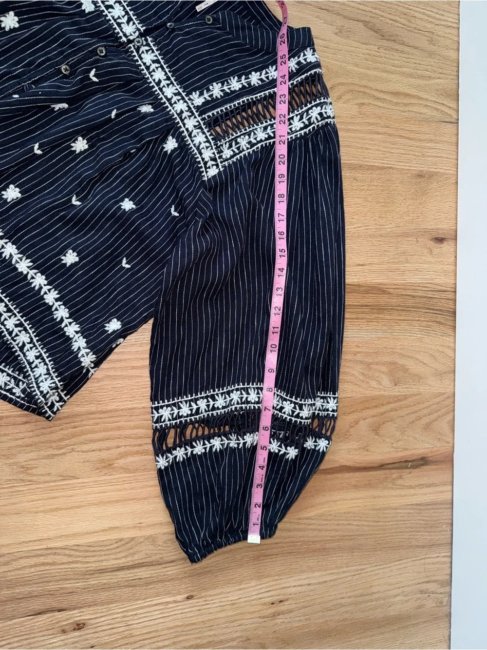 Free People All Roads Lead To You Embroidered Linen Puff Sleeve Blouse Navy M